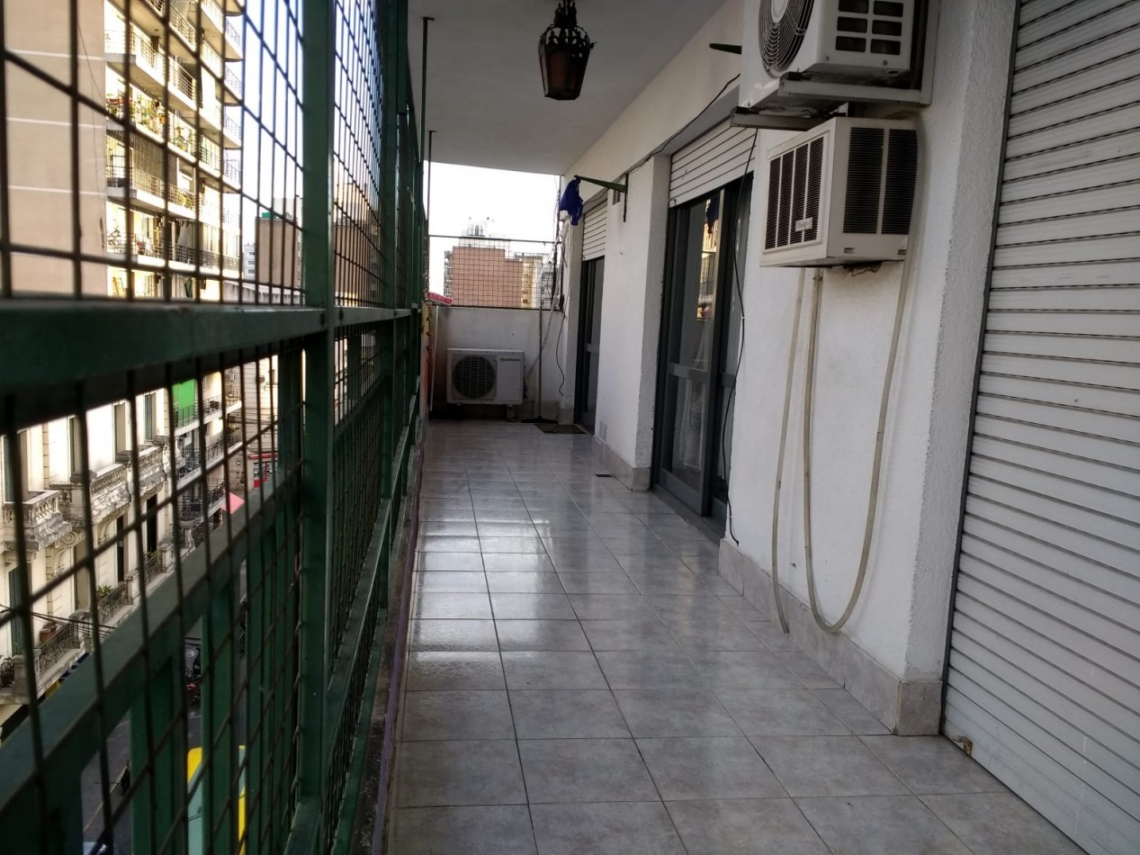 Venta Departamento con cochera. Zona Centro