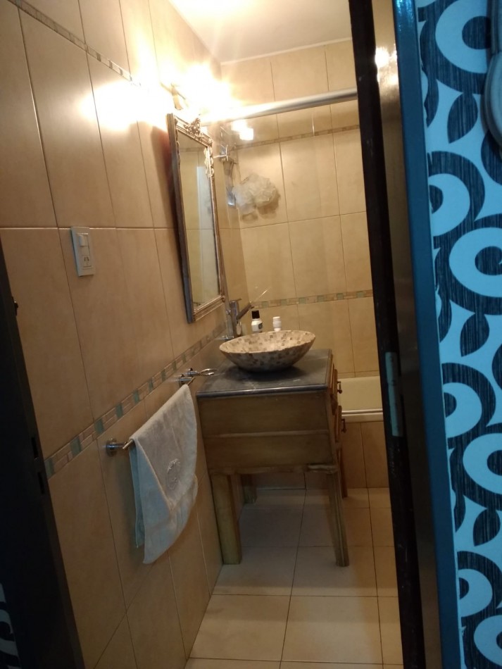 Venta Departamento con cochera. Zona Centro